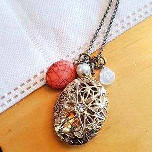 28" Silver Tone Chain Gold Tone Locket Necklace